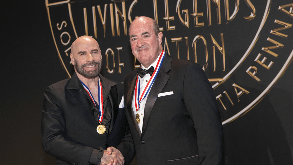 Gulfstream President Mark Burns Inducted into Living Legends of Aviation